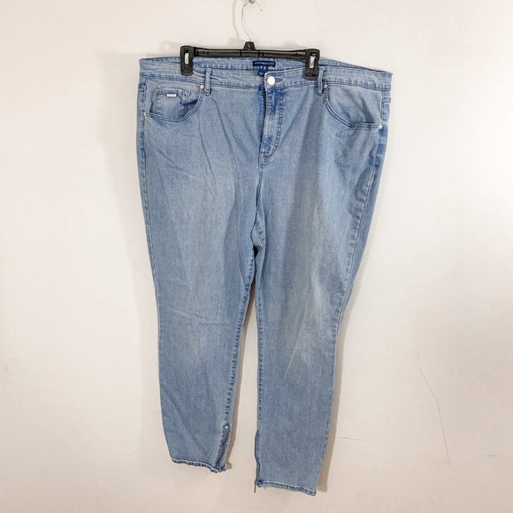 Isaac Mizrahi Light Indigo Zipper Jeans Size 22W - Picture 4 of 6